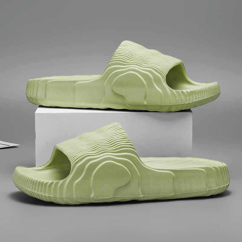 Fashionable Men Flip Flops