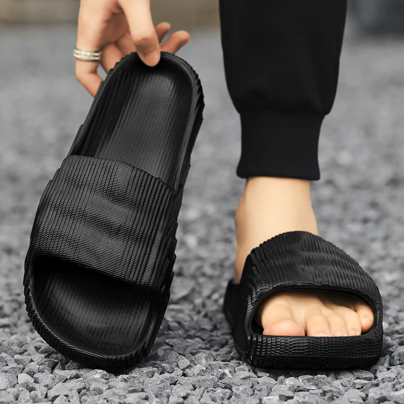 Fashionable Men Flip Flops